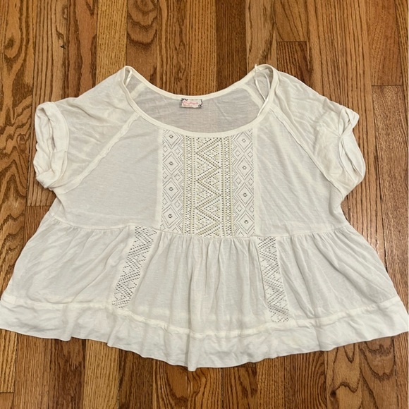 Free People Women’s Cropped Top White Beaded Boxed Relaxed Fit Size 8 - Picture 3 of 7